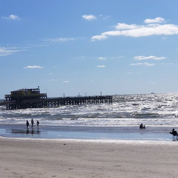 Photo from the 61st Street Fishing Pier